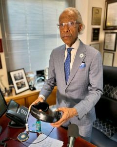 Al Sharpton biography